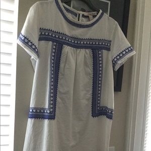 FOREVER 21 Woman’s Bohemian style shift dress